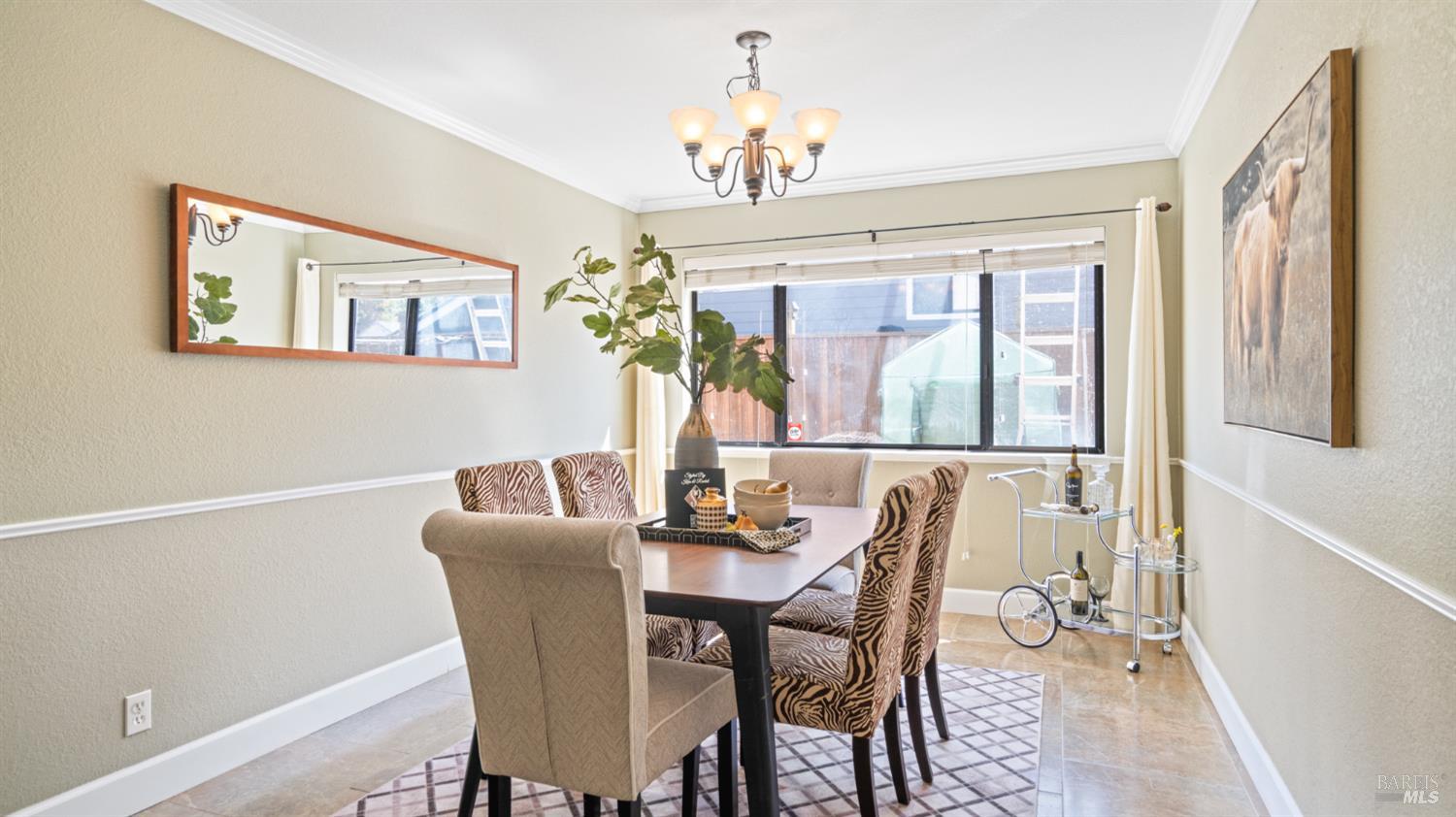 Detail Gallery Image 11 of 59 For 882 Oxford Way, Benicia,  CA 94510 - 4 Beds | 3 Baths
