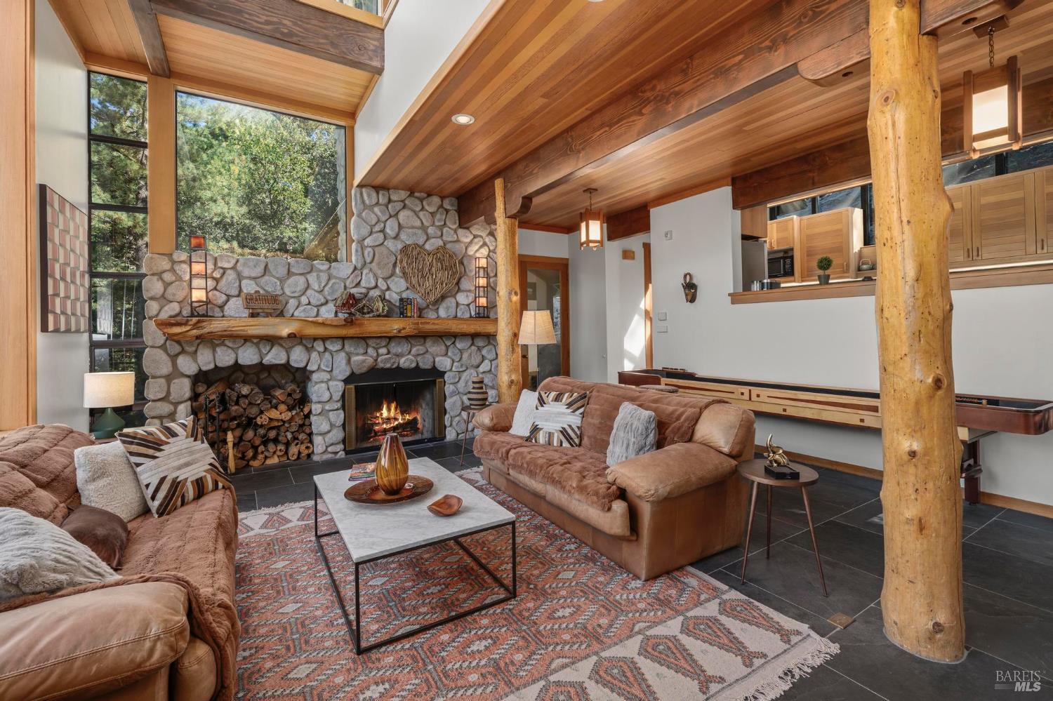 Detail Gallery Image 9 of 70 For 54789 Wildwood Dr, Idyllwild,  CA 92549 - 4 Beds | 3/1 Baths