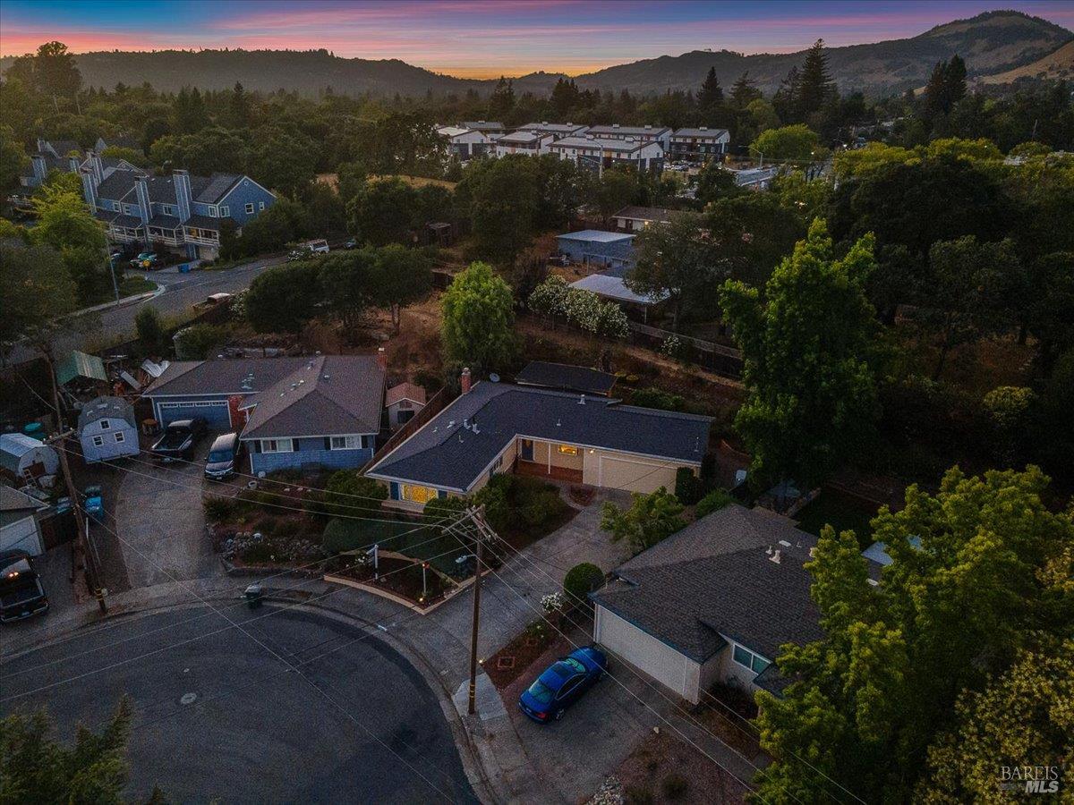 Detail Gallery Image 36 of 37 For 5331 Diane Way, Santa Rosa,  CA 95409 - 2 Beds | 2 Baths