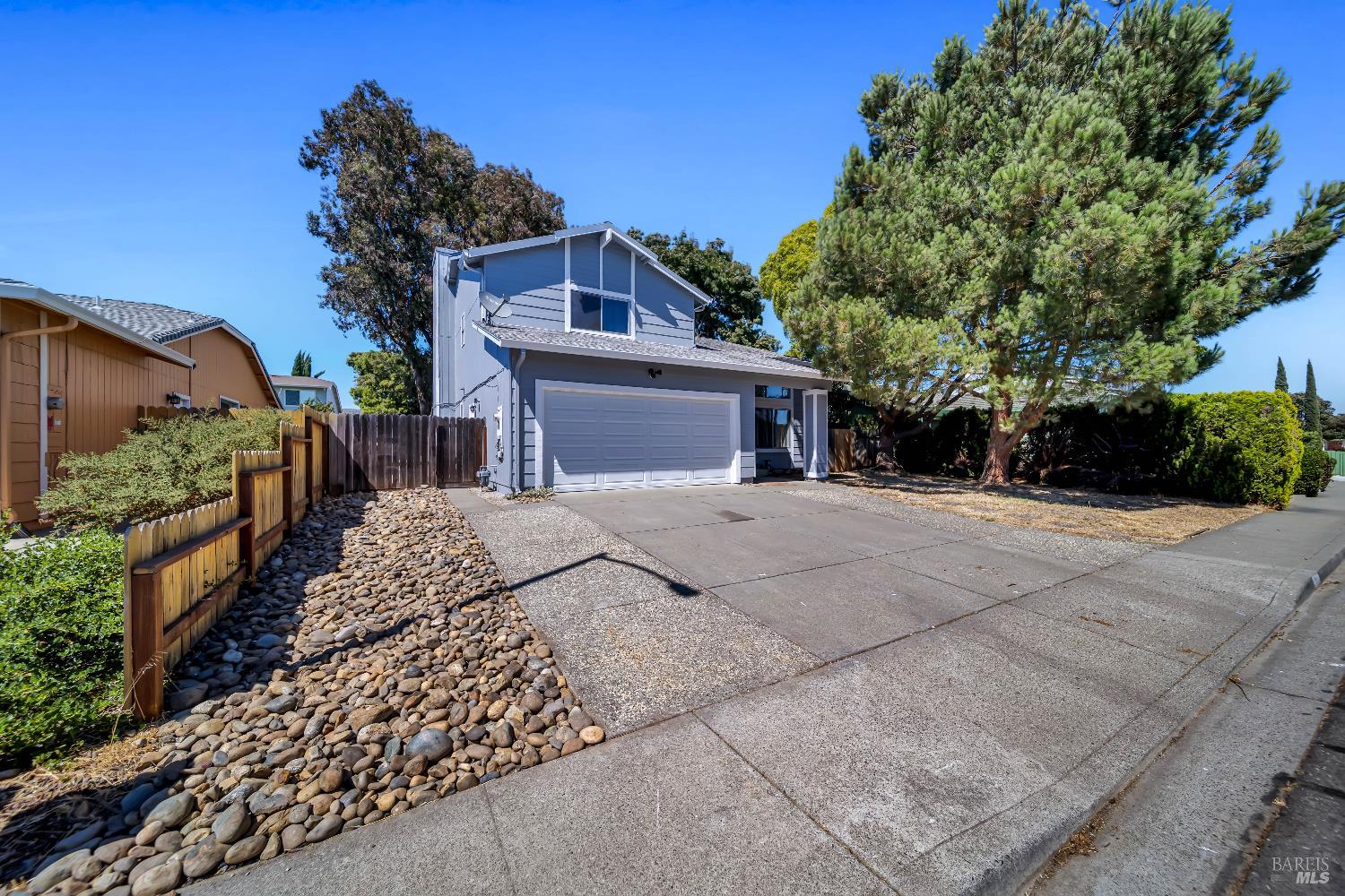 Detail Gallery Image 2 of 25 For 1416 Prospect Way, Suisun City,  CA 94585 - 4 Beds | 2/1 Baths