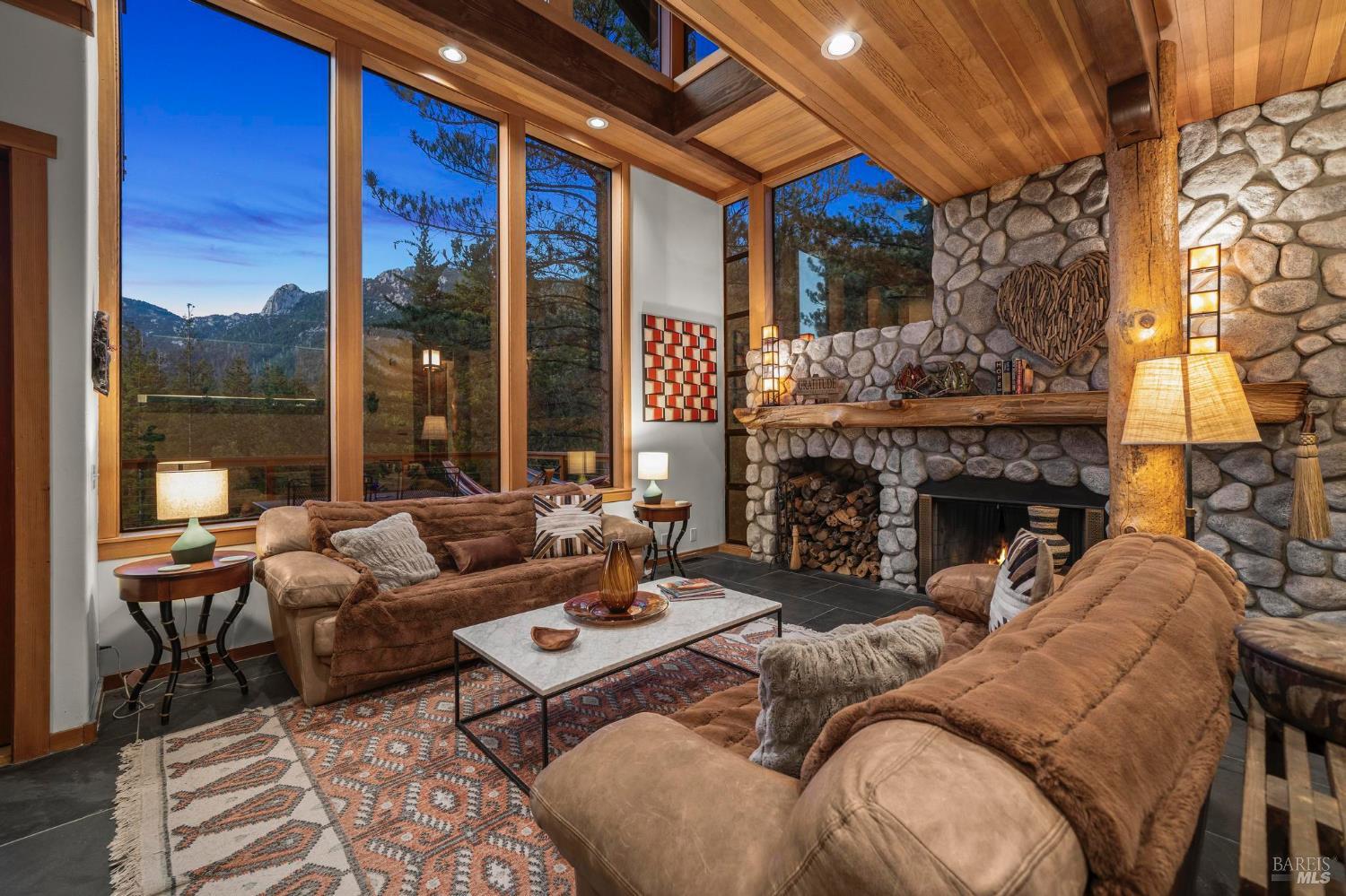 Detail Gallery Image 15 of 70 For 54789 Wildwood Dr, Idyllwild,  CA 92549 - 4 Beds | 3/1 Baths