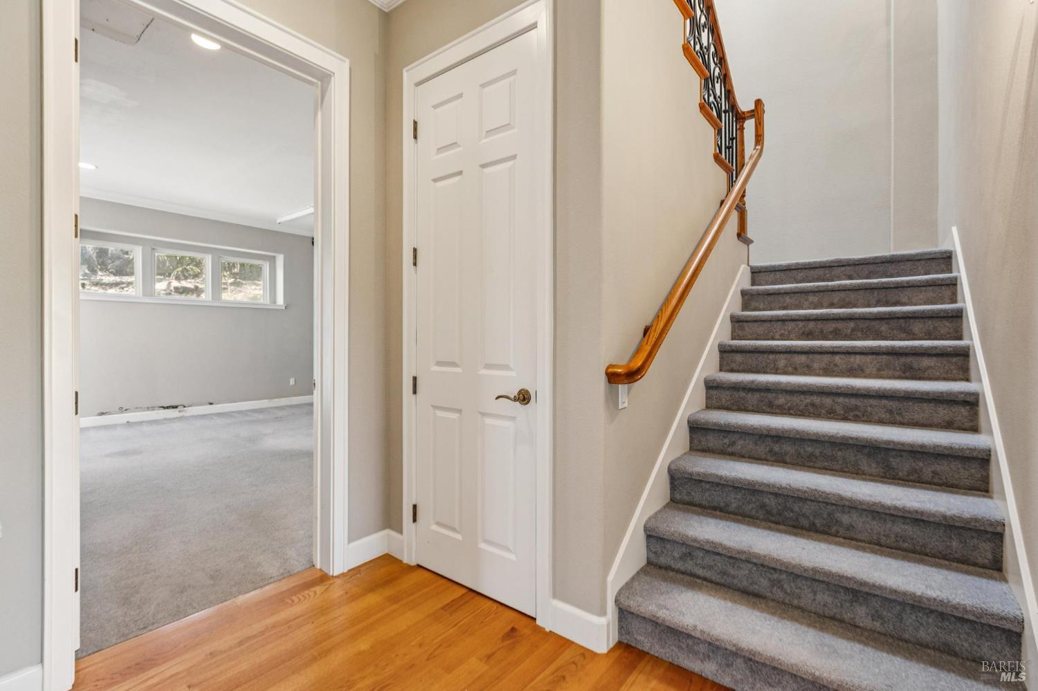 Detail Gallery Image 47 of 79 For 3557 Golf View Ter, Santa Rosa,  CA 95405 - 4 Beds | 3/1 Baths