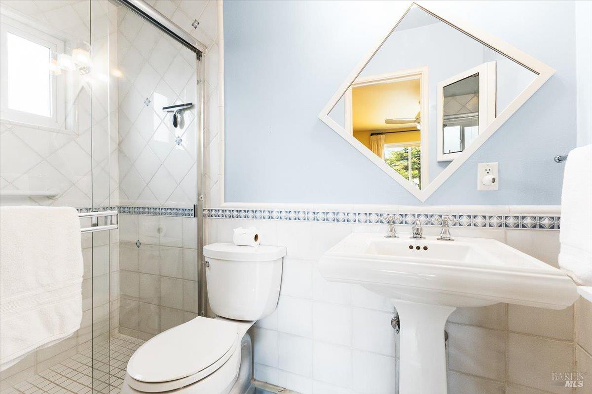 Detail Gallery Image 30 of 37 For 5331 Diane Way, Santa Rosa,  CA 95409 - 2 Beds | 2 Baths