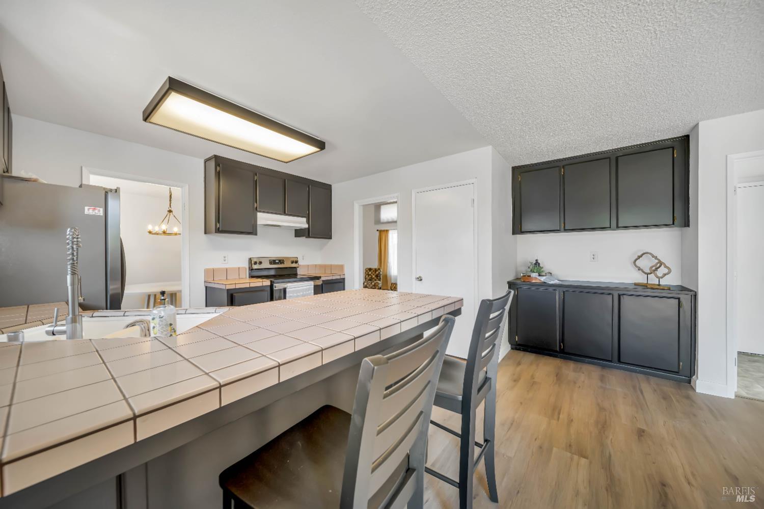 Detail Gallery Image 8 of 25 For 1416 Prospect Way, Suisun City,  CA 94585 - 4 Beds | 2/1 Baths