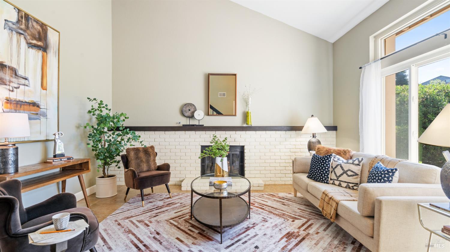 Detail Gallery Image 8 of 59 For 882 Oxford Way, Benicia,  CA 94510 - 4 Beds | 3 Baths