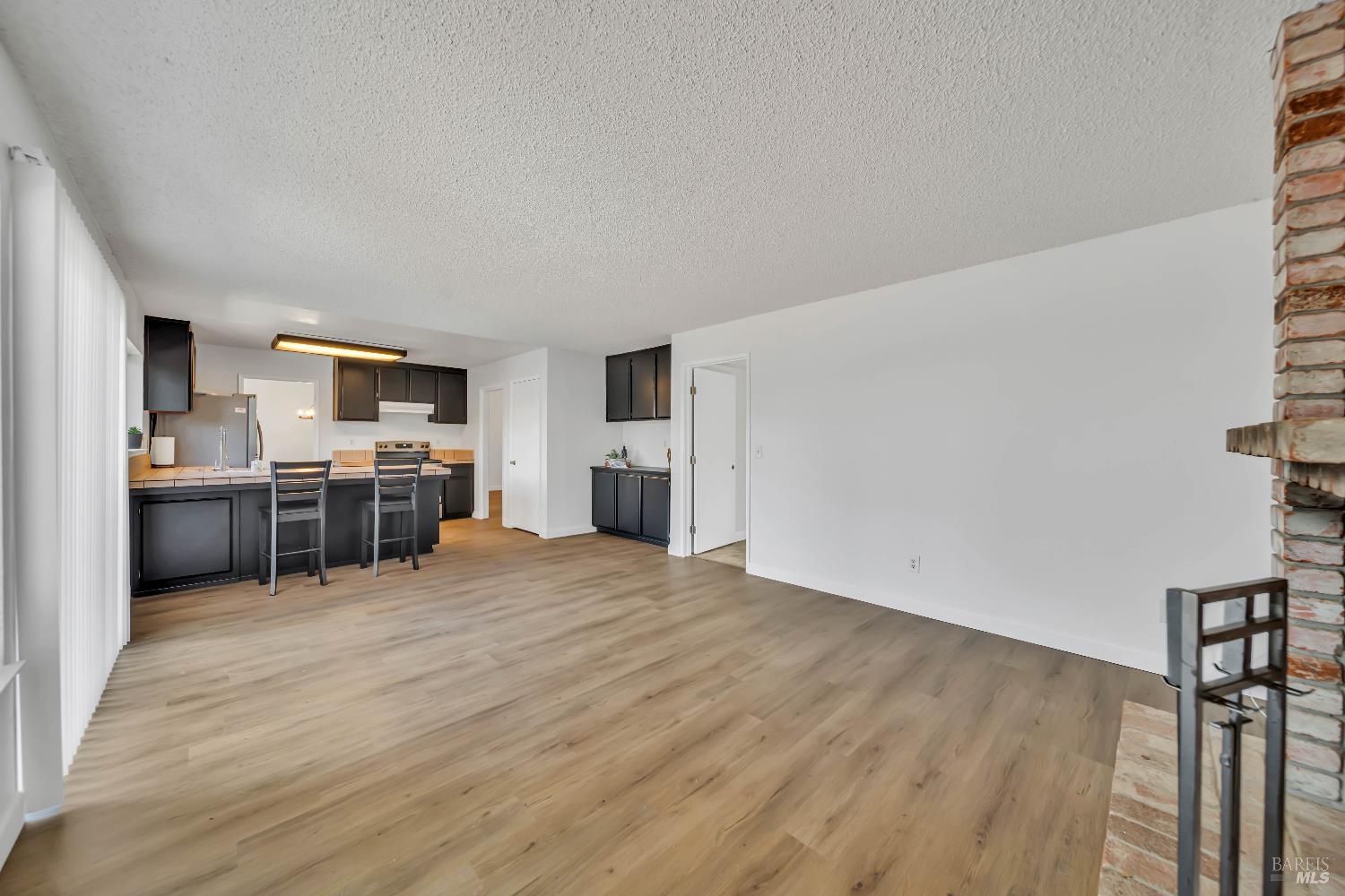Detail Gallery Image 11 of 25 For 1416 Prospect Way, Suisun City,  CA 94585 - 4 Beds | 2/1 Baths