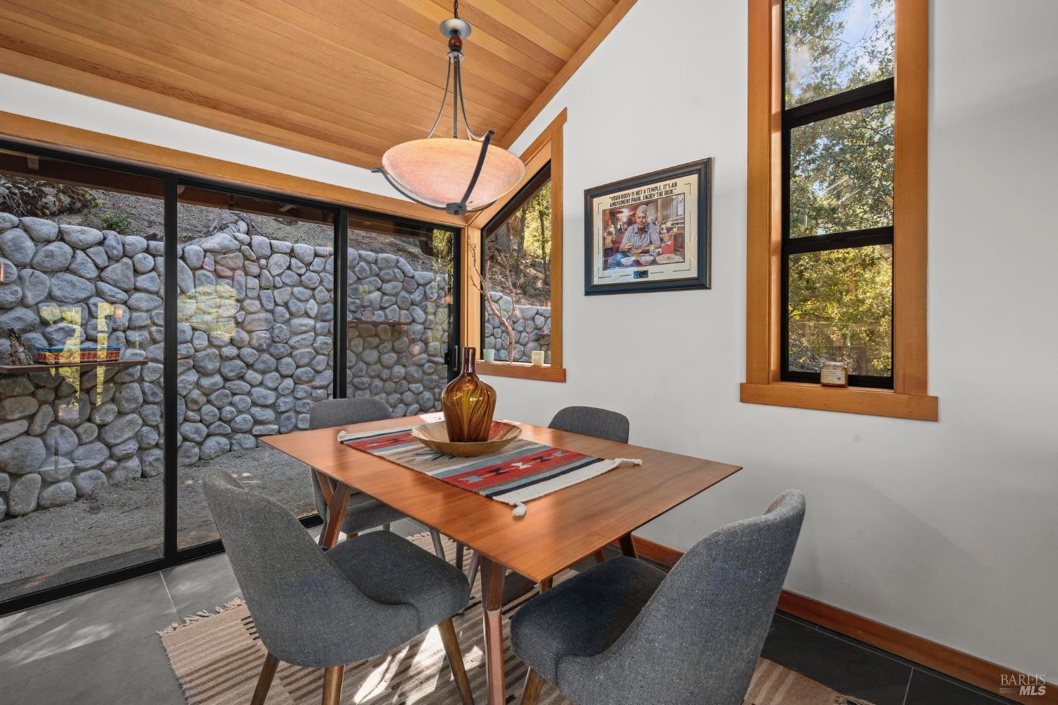Detail Gallery Image 17 of 70 For 54789 Wildwood Dr, Idyllwild,  CA 92549 - 4 Beds | 3/1 Baths