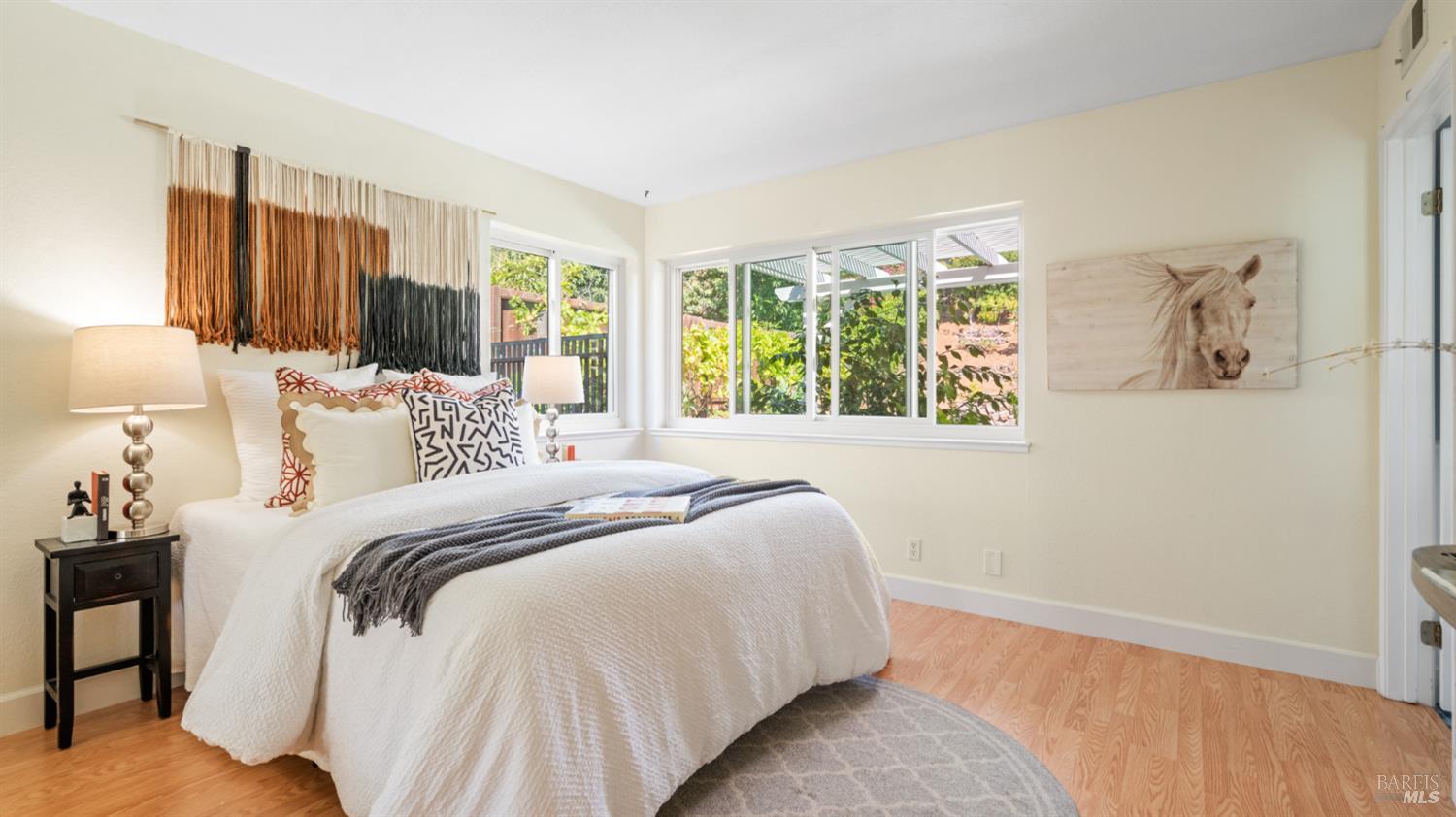 Detail Gallery Image 28 of 59 For 882 Oxford Way, Benicia,  CA 94510 - 4 Beds | 3 Baths