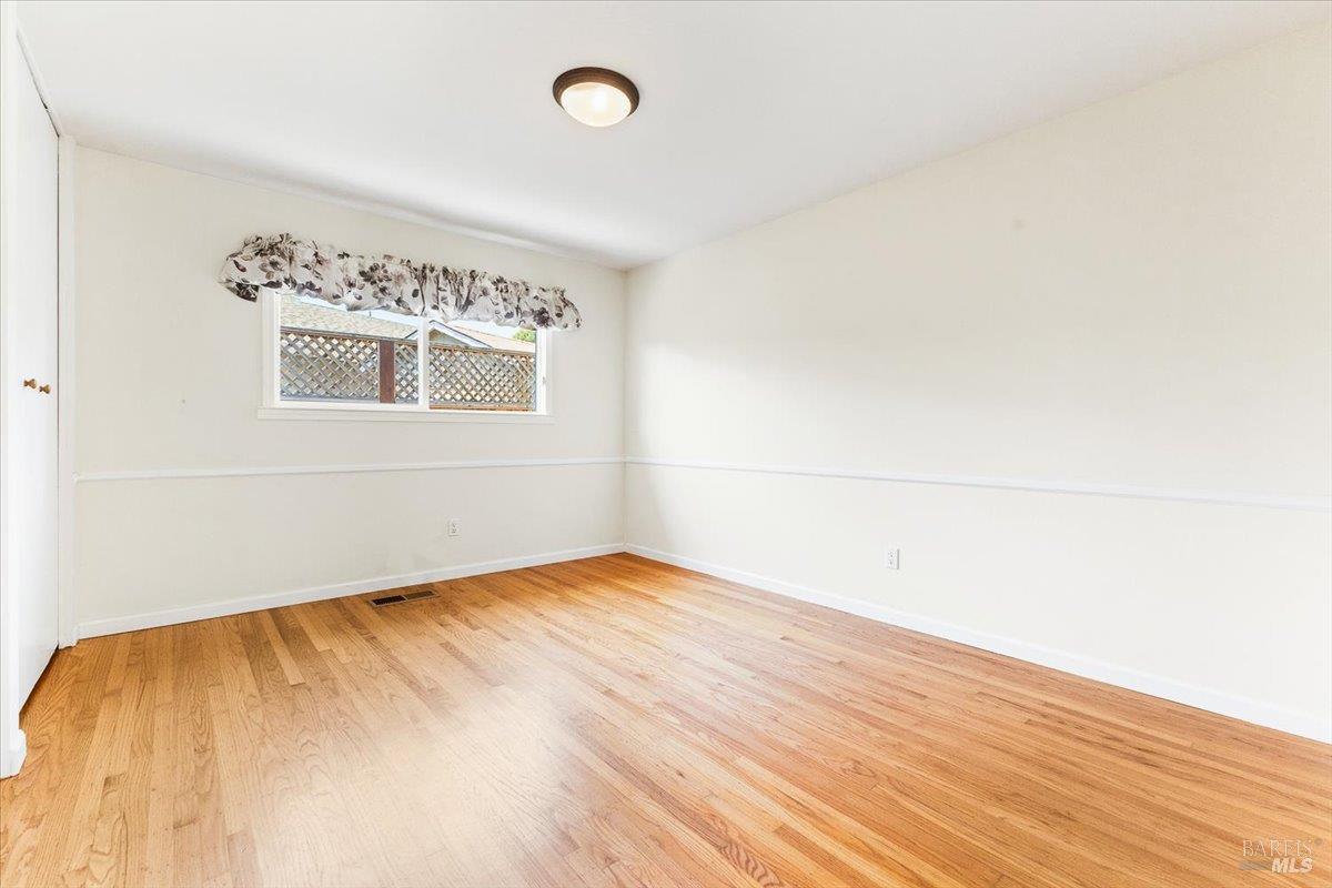 Detail Gallery Image 23 of 37 For 5331 Diane Way, Santa Rosa,  CA 95409 - 2 Beds | 2 Baths