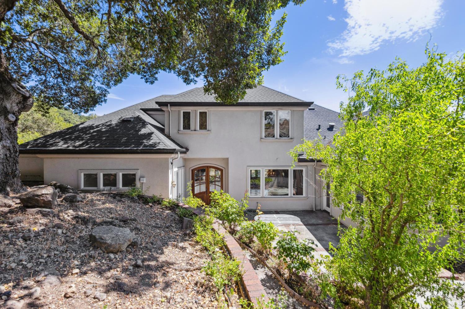 Detail Gallery Image 78 of 79 For 3557 Golf View Ter, Santa Rosa,  CA 95405 - 4 Beds | 3/1 Baths