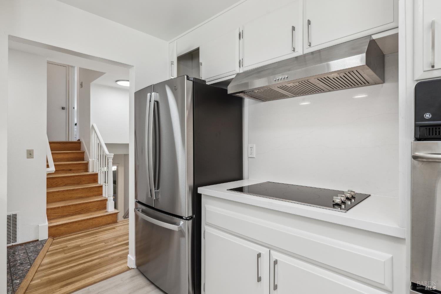 Detail Gallery Image 16 of 53 For 7 Hearthstone Ct, San Rafael,  CA 94903 - 4 Beds | 2/1 Baths
