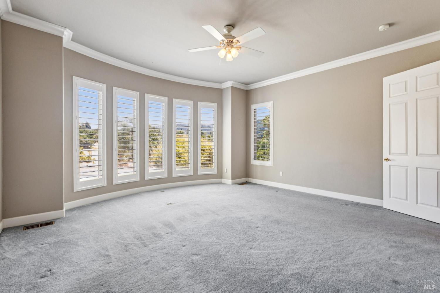 Detail Gallery Image 37 of 79 For 3557 Golf View Ter, Santa Rosa,  CA 95405 - 4 Beds | 3/1 Baths