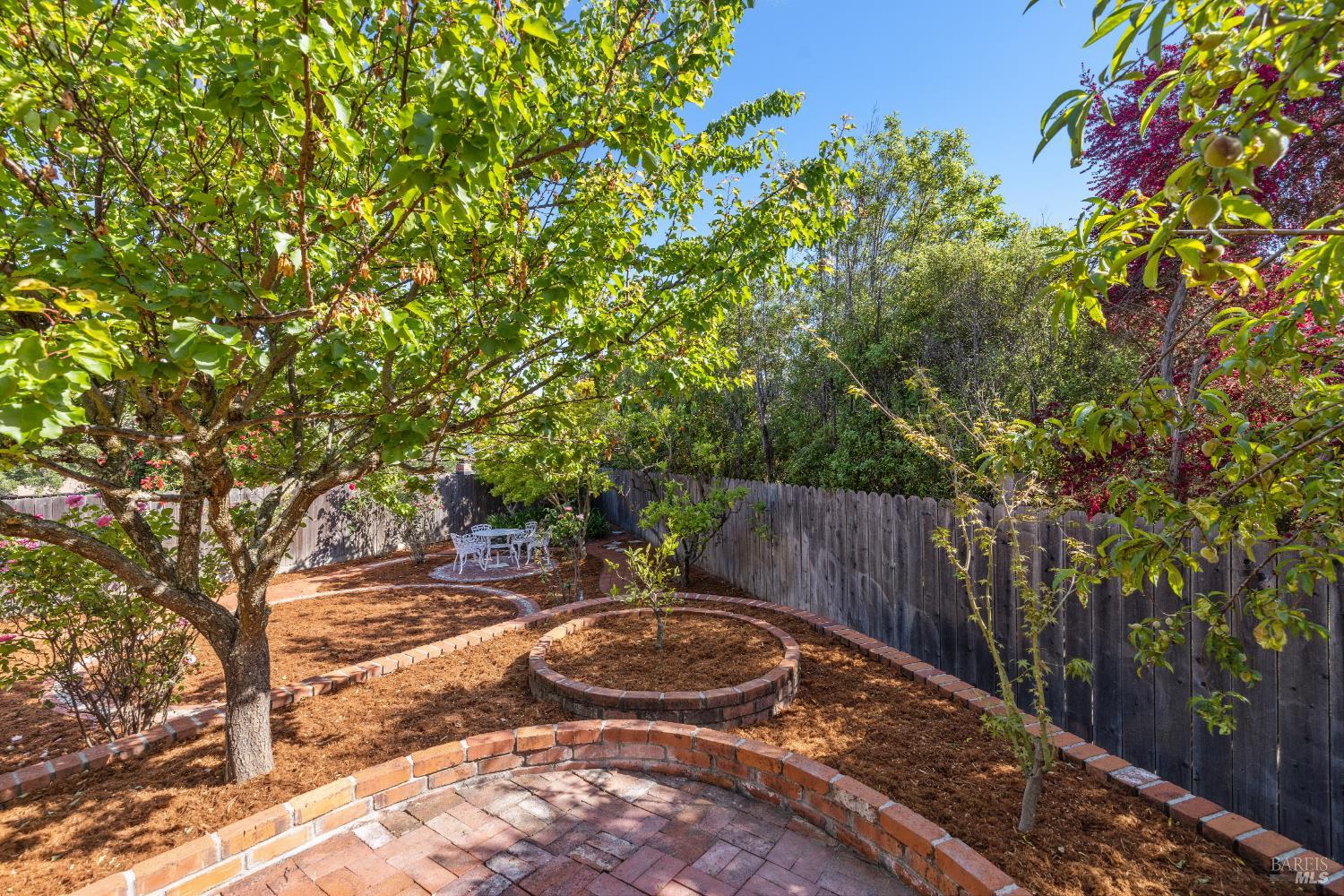 Detail Gallery Image 38 of 53 For 7 Hearthstone Ct, San Rafael,  CA 94903 - 4 Beds | 2/1 Baths
