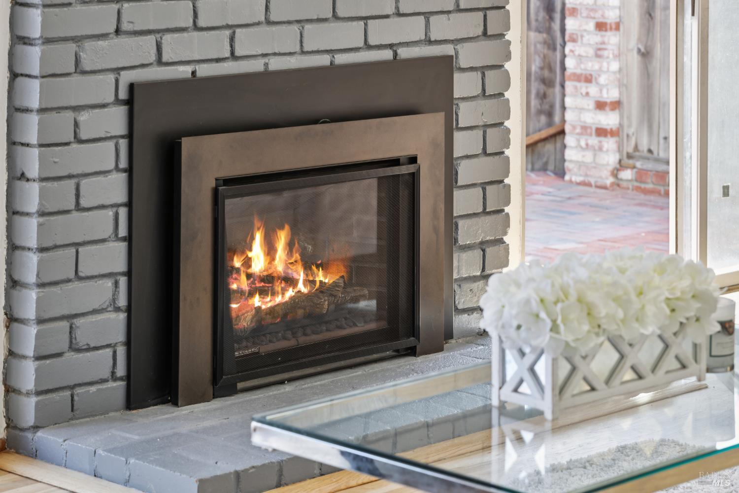 Detail Gallery Image 4 of 53 For 7 Hearthstone Ct, San Rafael,  CA 94903 - 4 Beds | 2/1 Baths
