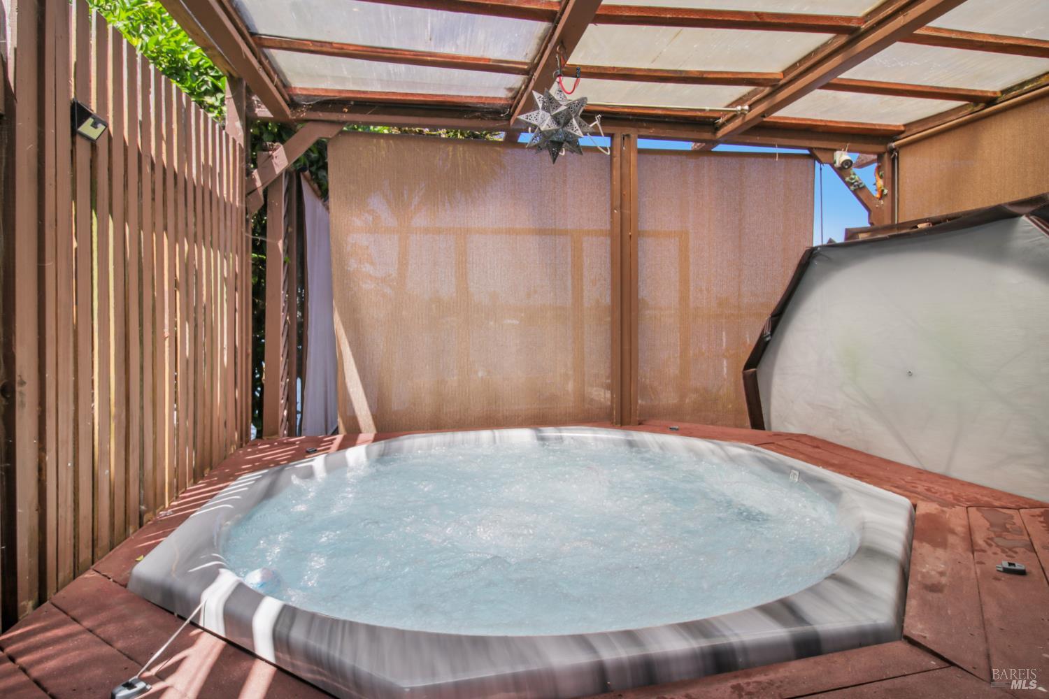 Detail Gallery Image 17 of 30 For 981 Bel Marin Keys Blvd, Novato,  CA 94949 - 3 Beds | 2 Baths
