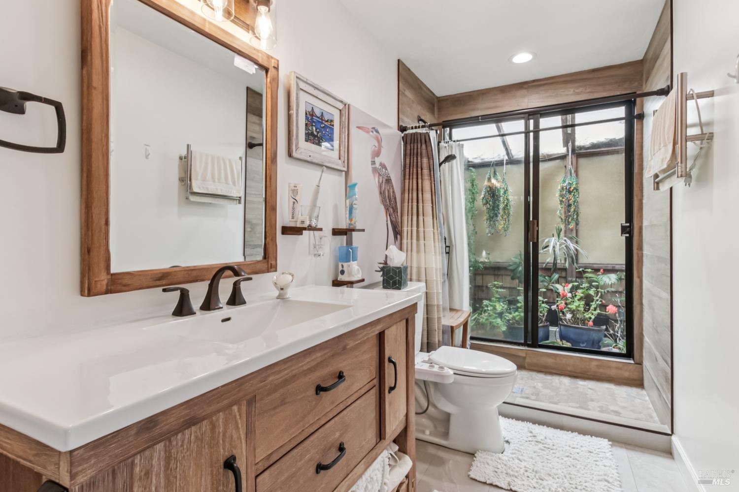 Detail Gallery Image 11 of 30 For 981 Bel Marin Keys Blvd, Novato,  CA 94949 - 3 Beds | 2 Baths