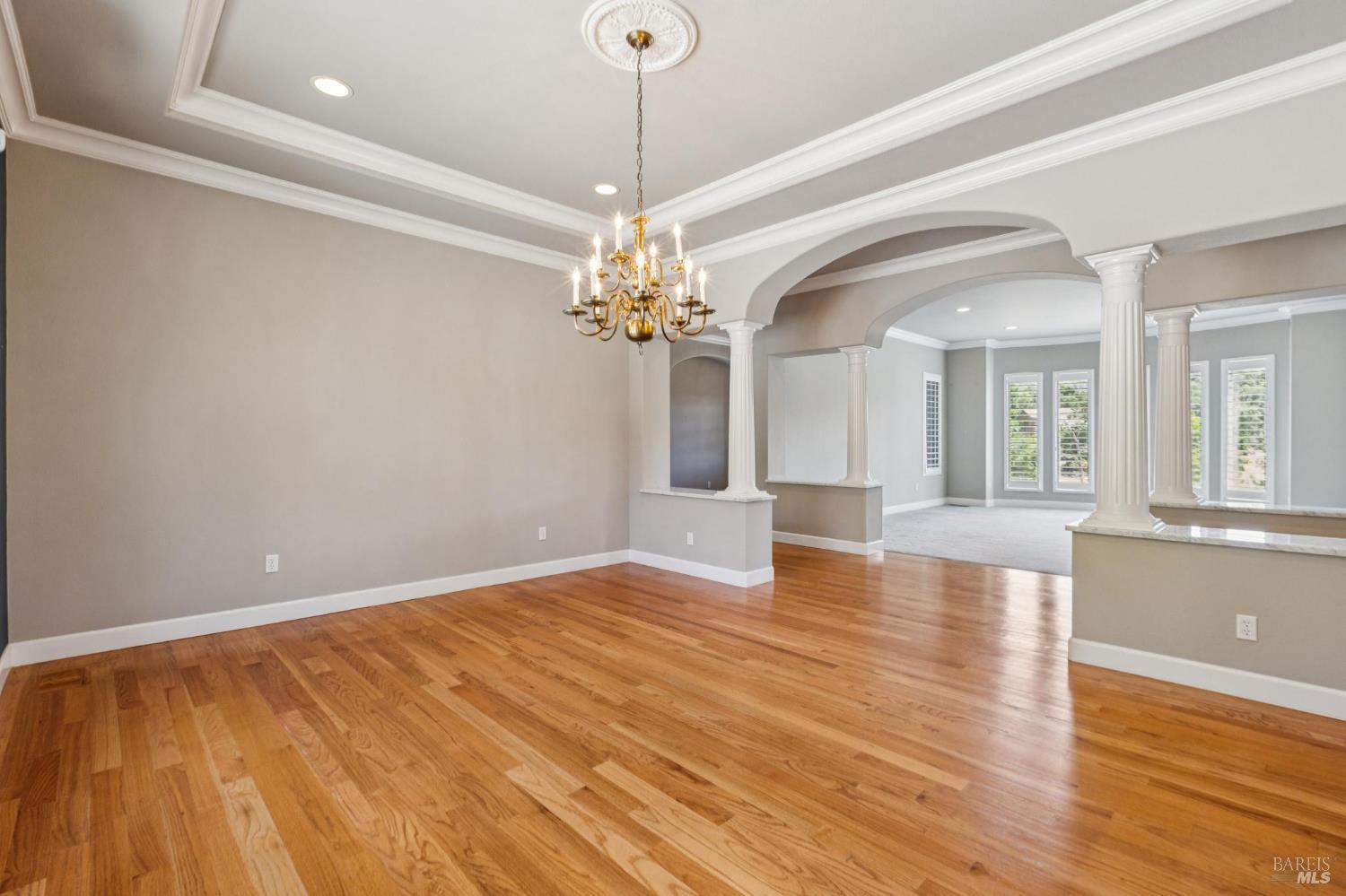 Detail Gallery Image 30 of 79 For 3557 Golf View Ter, Santa Rosa,  CA 95405 - 4 Beds | 3/1 Baths