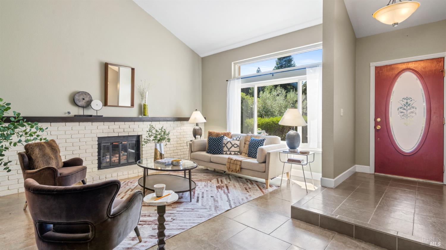 Detail Gallery Image 9 of 59 For 882 Oxford Way, Benicia,  CA 94510 - 4 Beds | 3 Baths