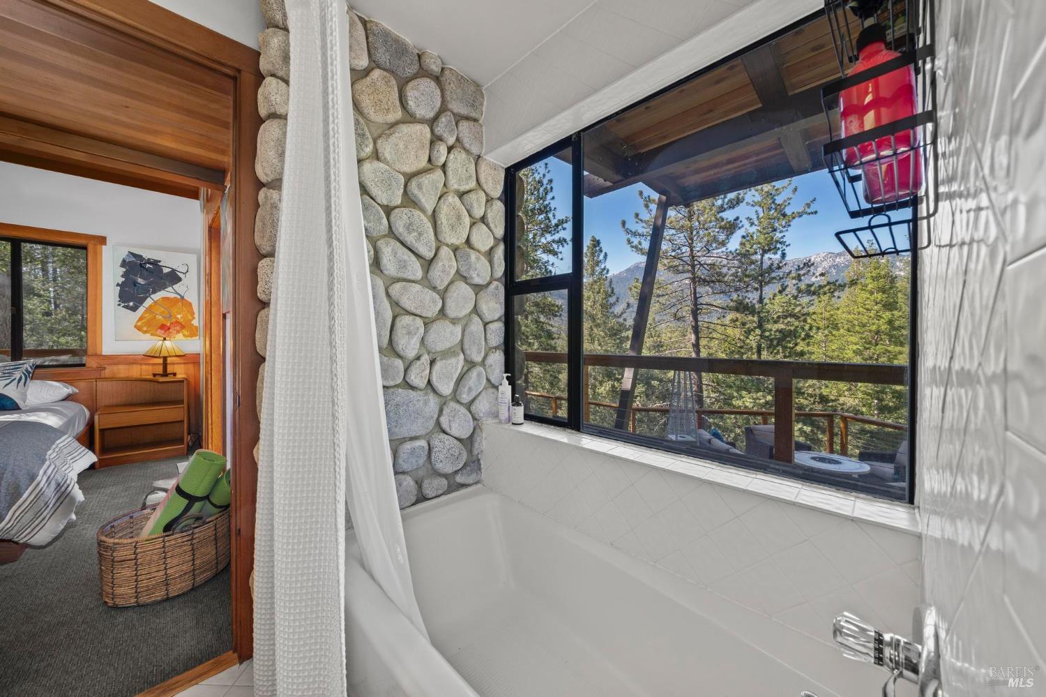 Detail Gallery Image 42 of 70 For 54789 Wildwood Dr, Idyllwild,  CA 92549 - 4 Beds | 3/1 Baths