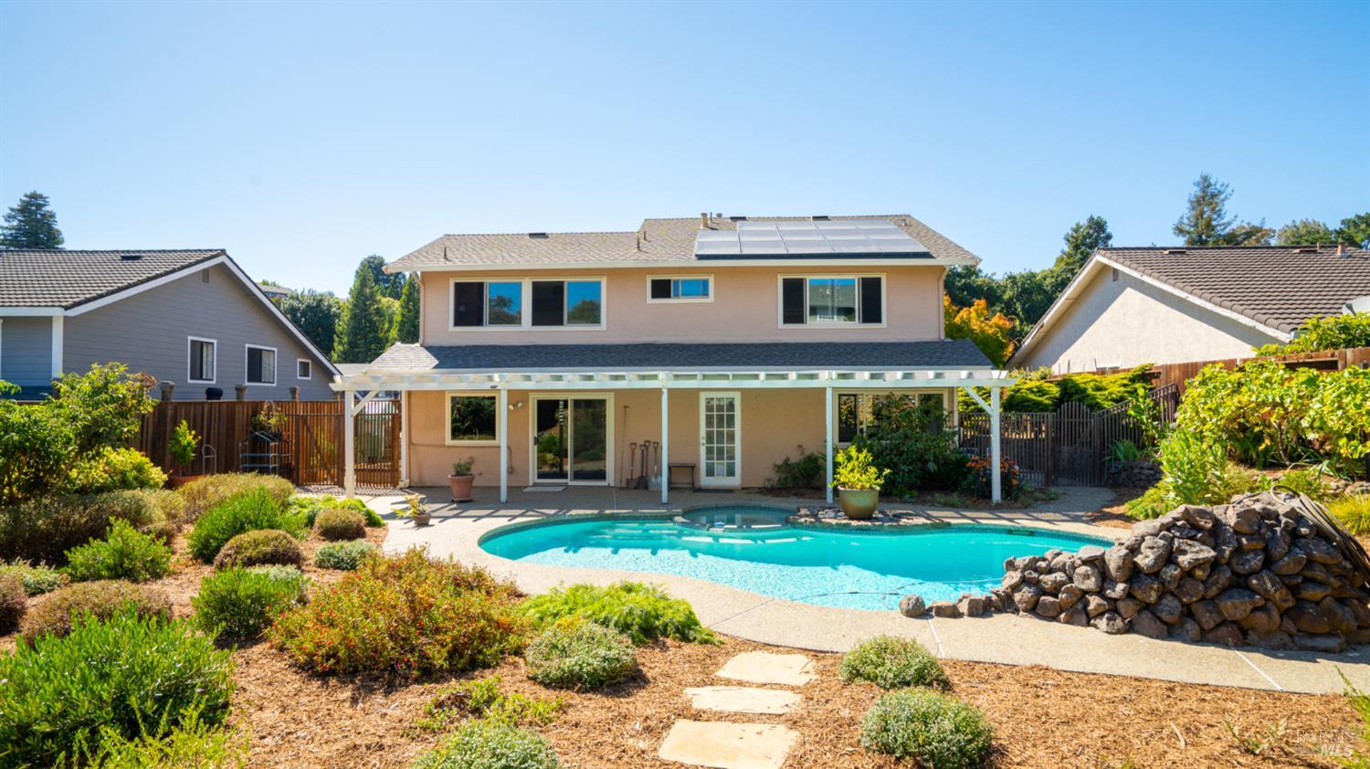 Detail Gallery Image 57 of 59 For 882 Oxford Way, Benicia,  CA 94510 - 4 Beds | 3 Baths