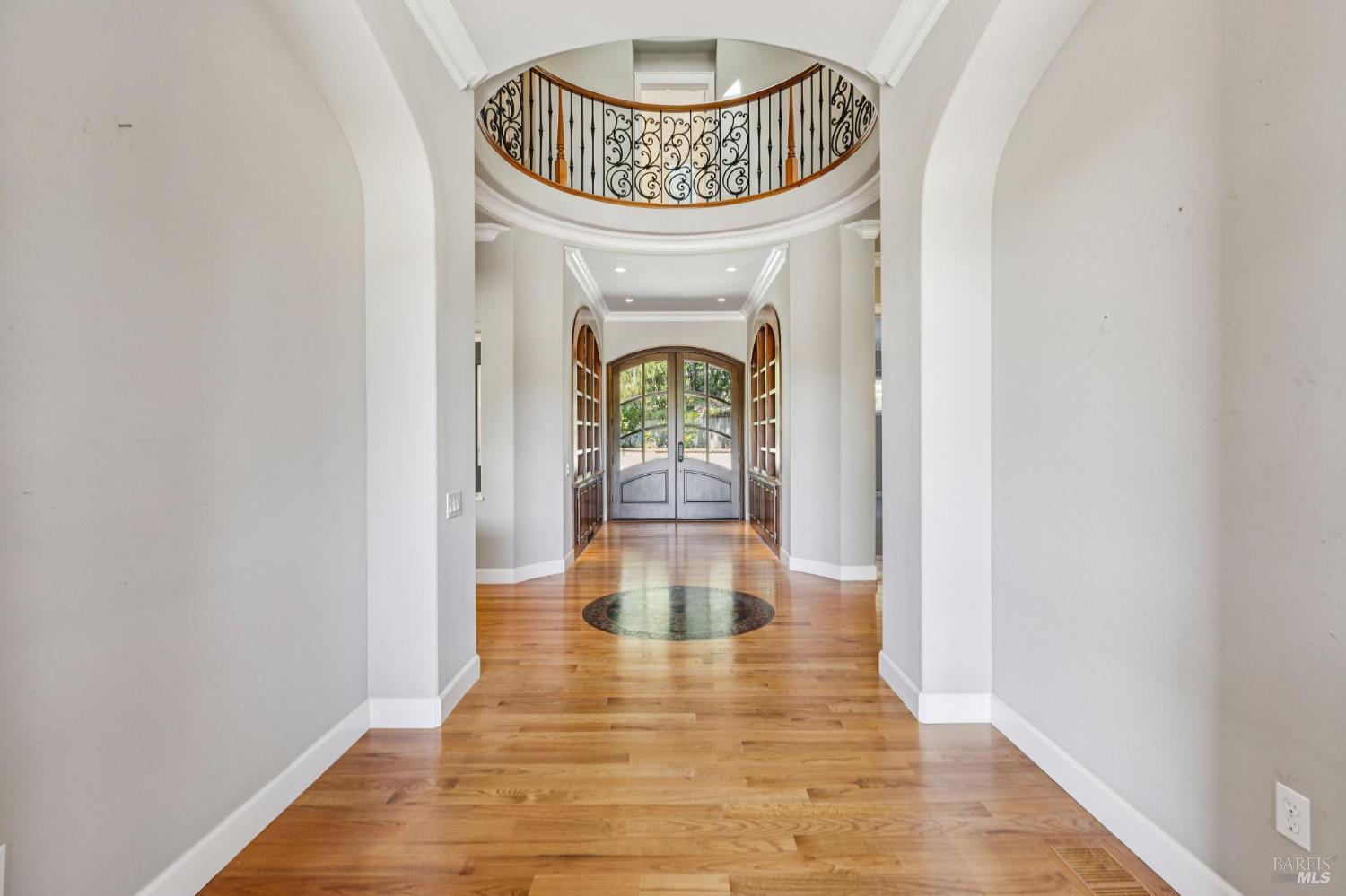 Detail Gallery Image 5 of 79 For 3557 Golf View Ter, Santa Rosa,  CA 95405 - 4 Beds | 3/1 Baths