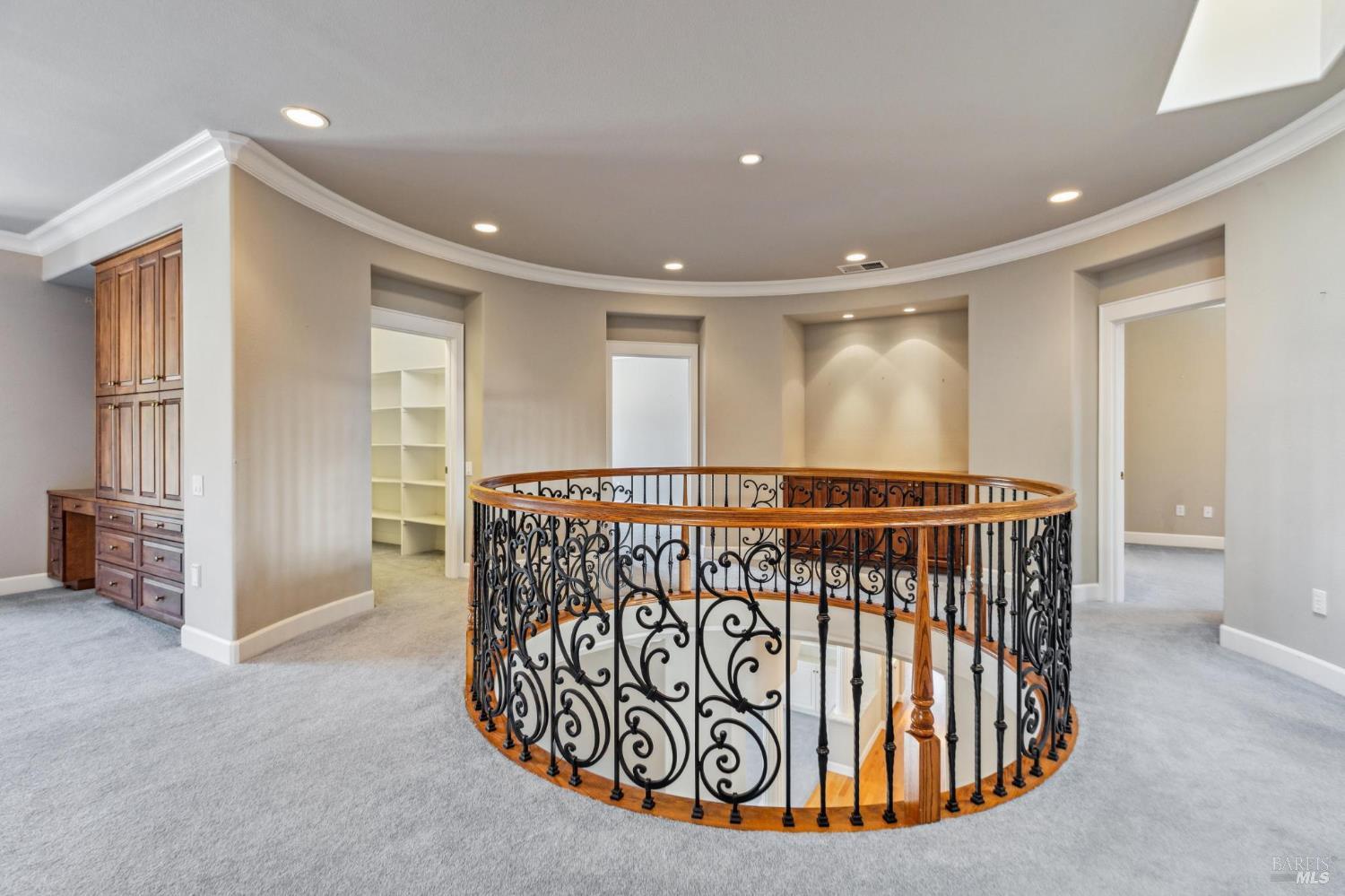 Detail Gallery Image 54 of 79 For 3557 Golf View Ter, Santa Rosa,  CA 95405 - 4 Beds | 3/1 Baths