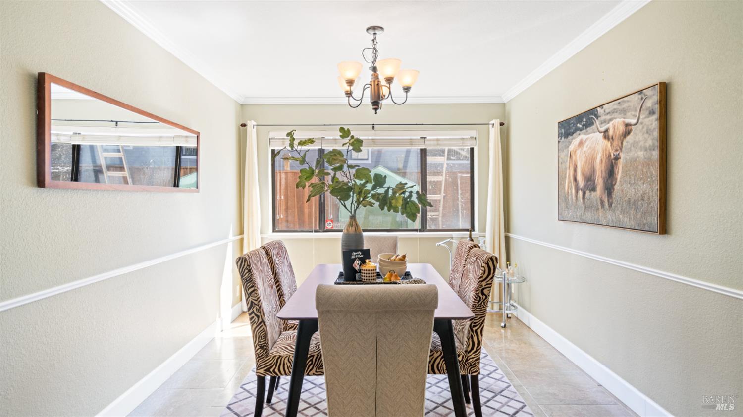 Detail Gallery Image 12 of 59 For 882 Oxford Way, Benicia,  CA 94510 - 4 Beds | 3 Baths