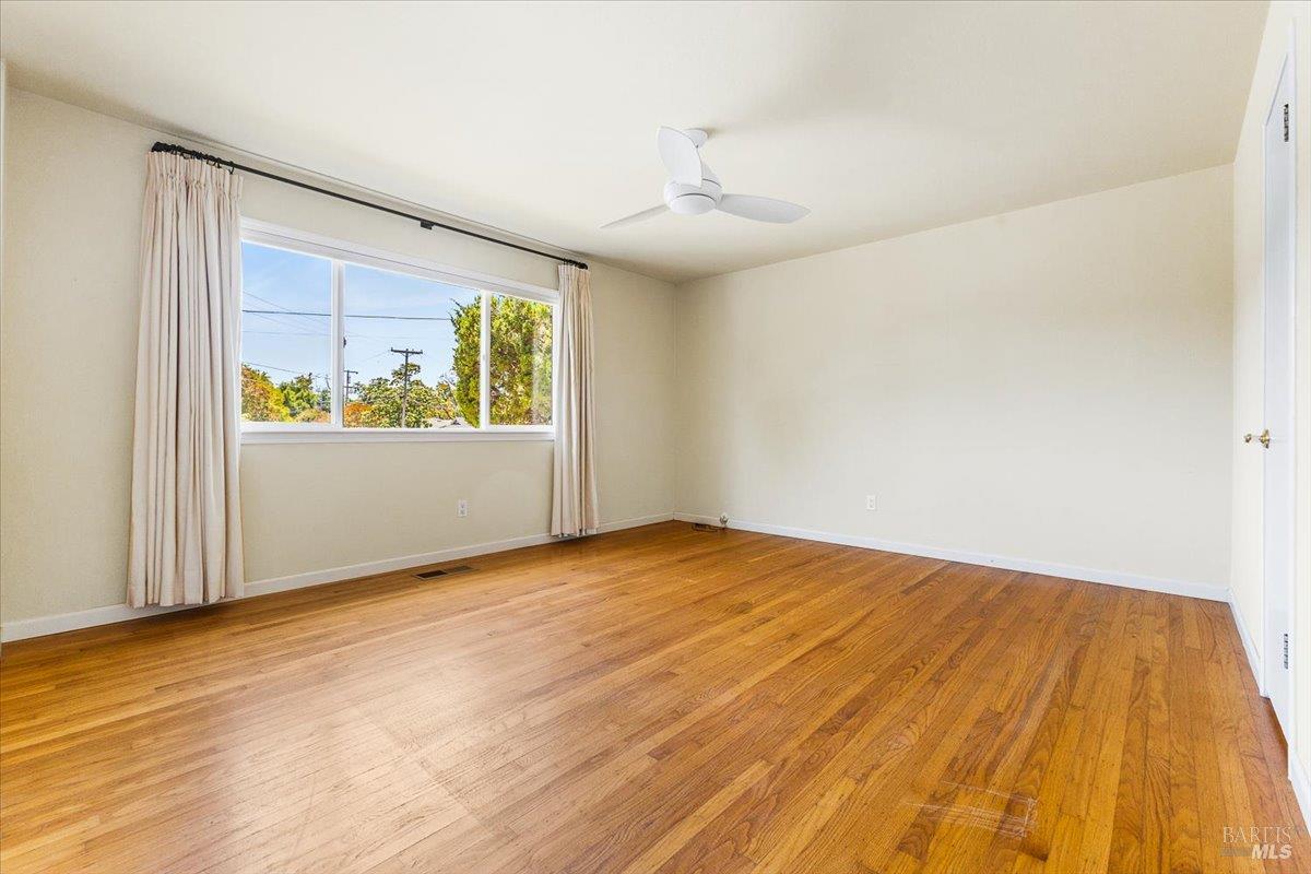 Detail Gallery Image 27 of 37 For 5331 Diane Way, Santa Rosa,  CA 95409 - 2 Beds | 2 Baths