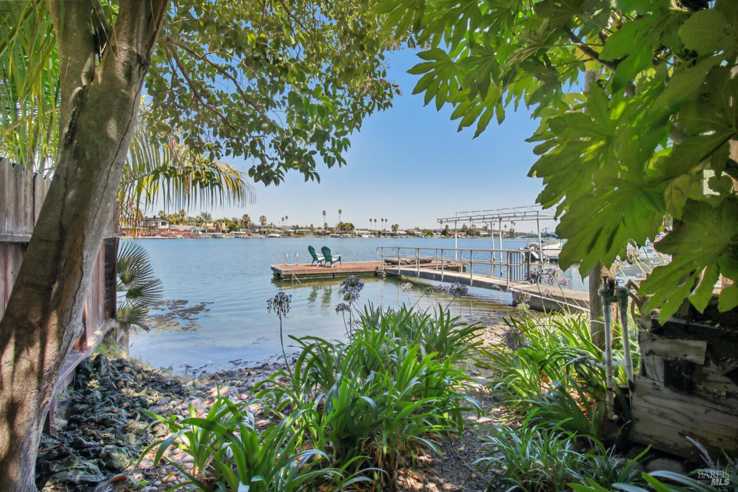 Detail Gallery Image 19 of 30 For 981 Bel Marin Keys Blvd, Novato,  CA 94949 - 3 Beds | 2 Baths