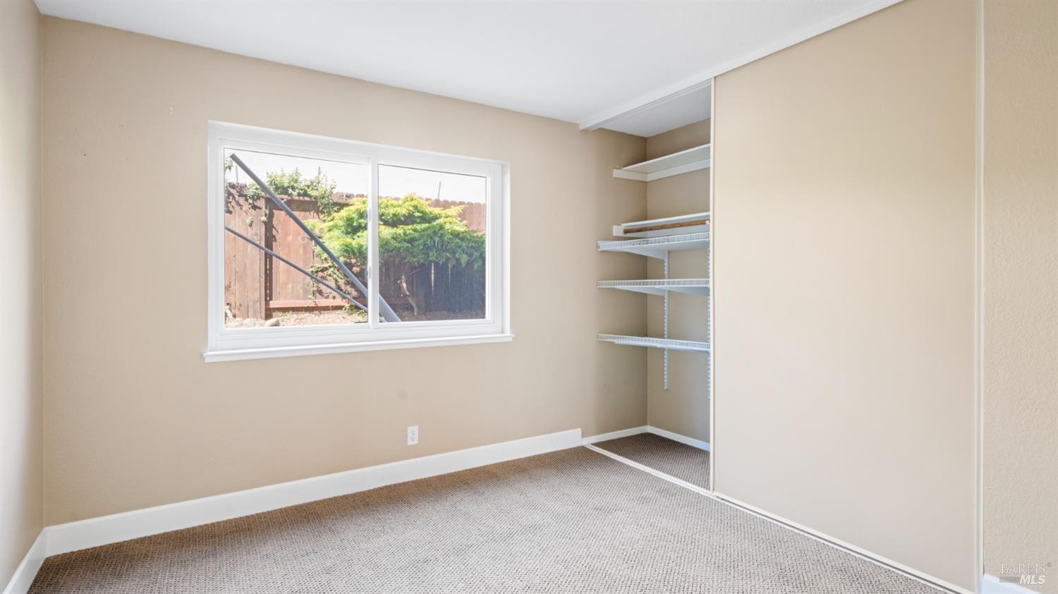 Detail Gallery Image 25 of 59 For 882 Oxford Way, Benicia,  CA 94510 - 4 Beds | 3 Baths