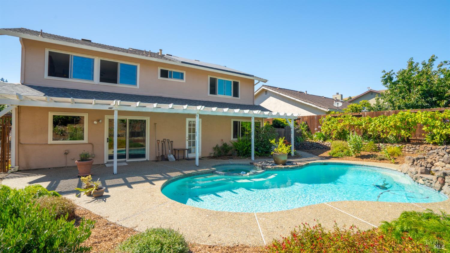 Detail Gallery Image 51 of 59 For 882 Oxford Way, Benicia,  CA 94510 - 4 Beds | 3 Baths