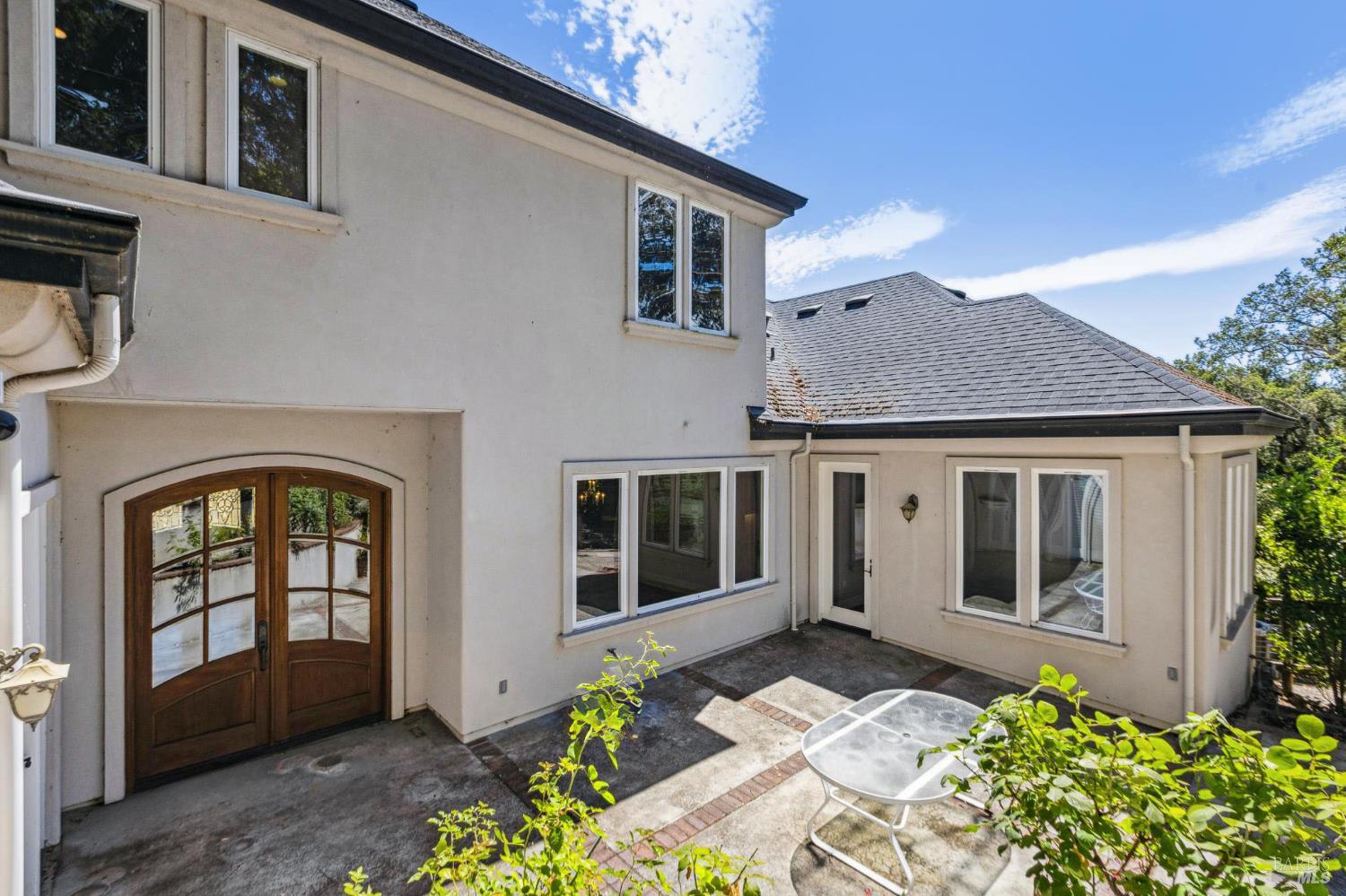 Detail Gallery Image 75 of 79 For 3557 Golf View Ter, Santa Rosa,  CA 95405 - 4 Beds | 3/1 Baths