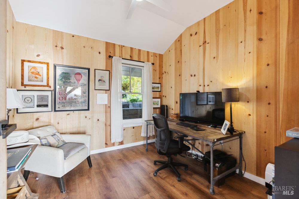 Detail Gallery Image 33 of 49 For 1180 Green Valley Rd, Napa,  CA 94558 - 3 Beds | 2 Baths