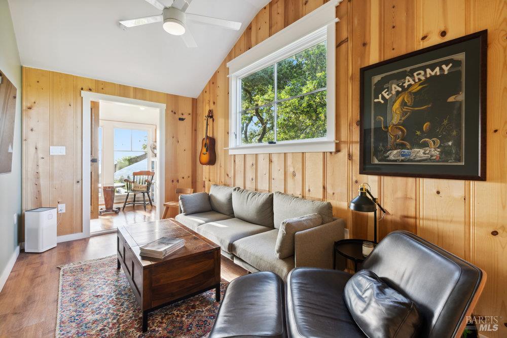 Detail Gallery Image 31 of 49 For 1180 Green Valley Rd, Napa,  CA 94558 - 3 Beds | 2 Baths
