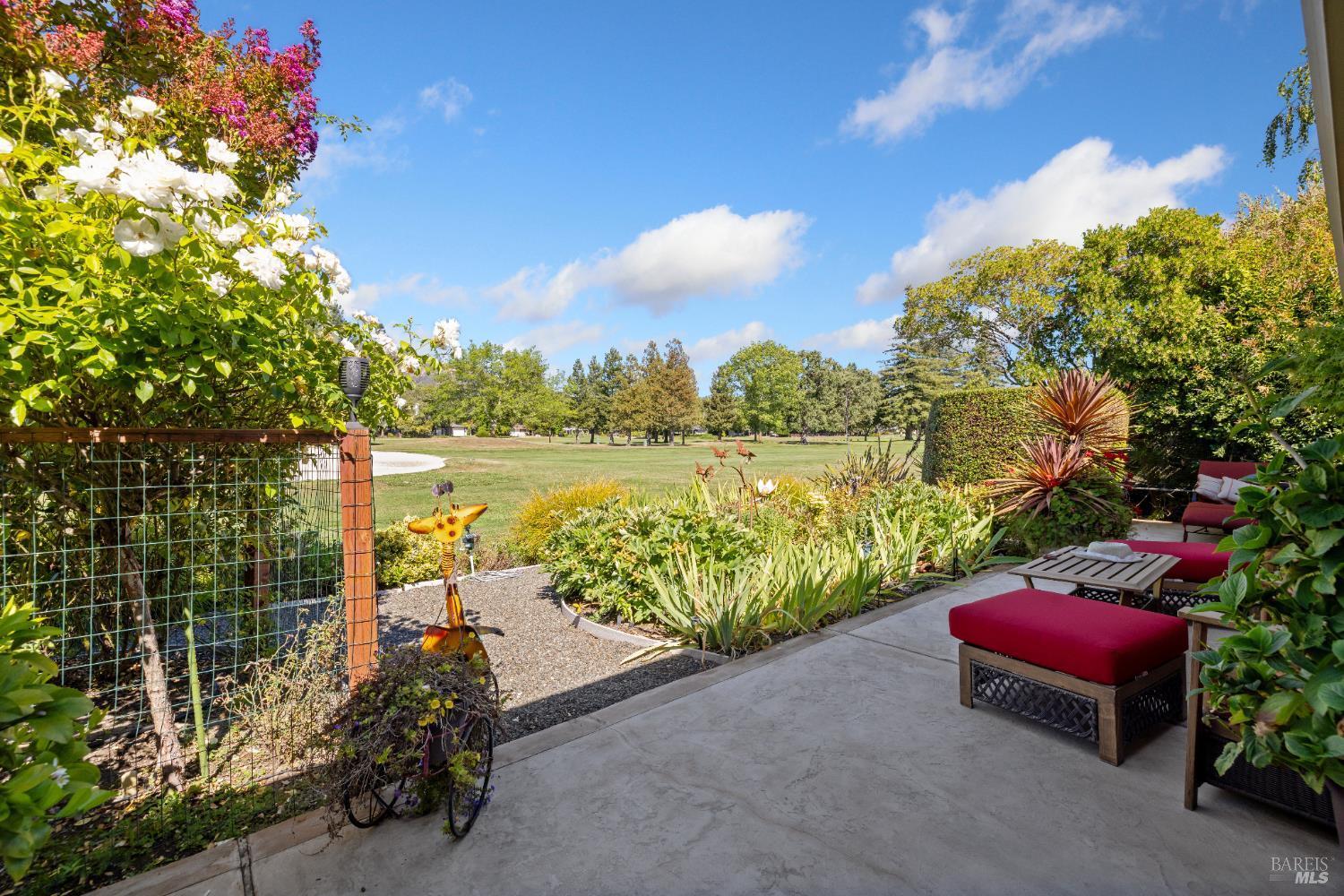Detail Gallery Image 51 of 63 For 319 Laurel Leaf Pl, Santa Rosa,  CA 95409 - 3 Beds | 2 Baths