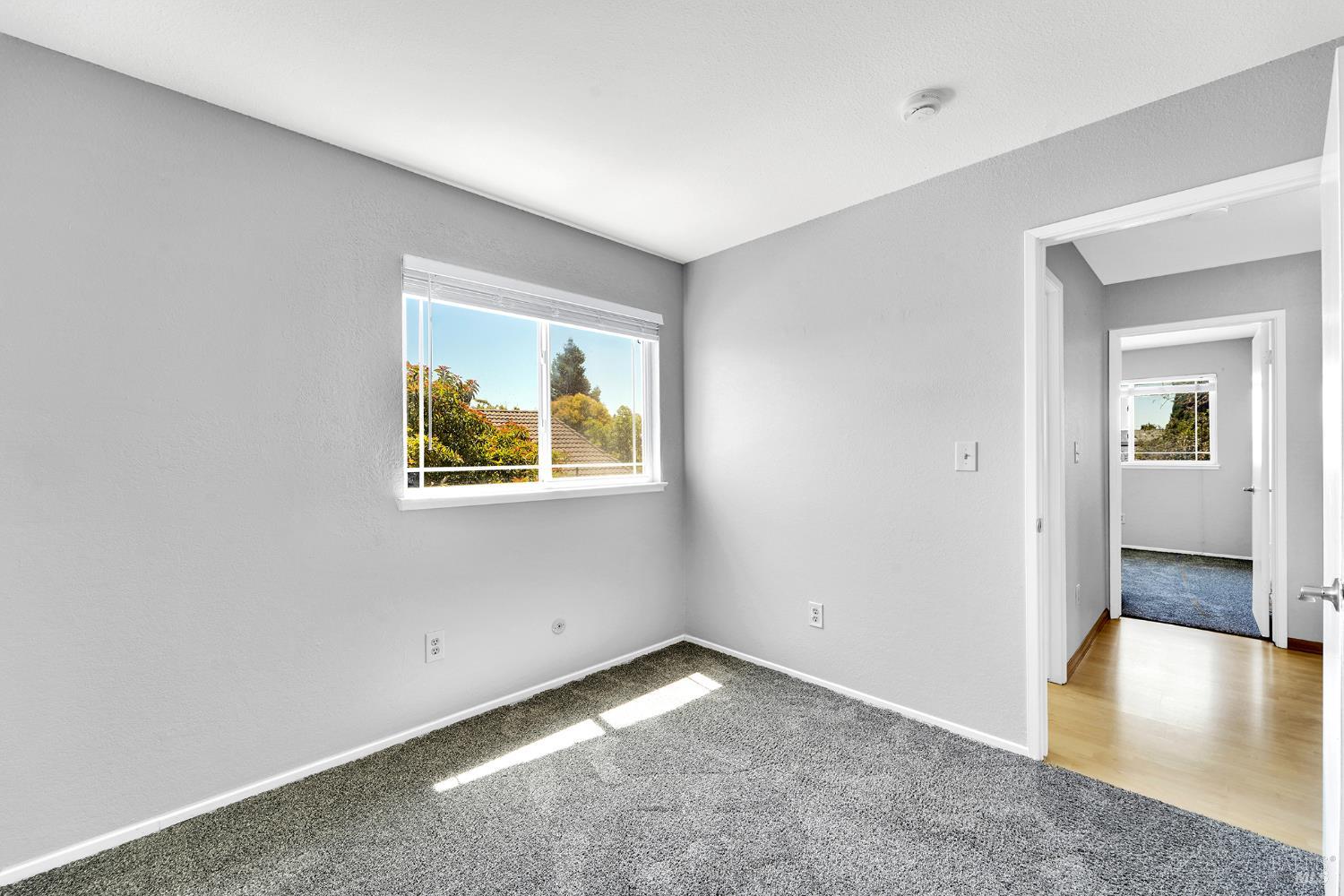 Detail Gallery Image 15 of 29 For 289 Catalina Way, Vallejo,  CA 94589 - 4 Beds | 3 Baths