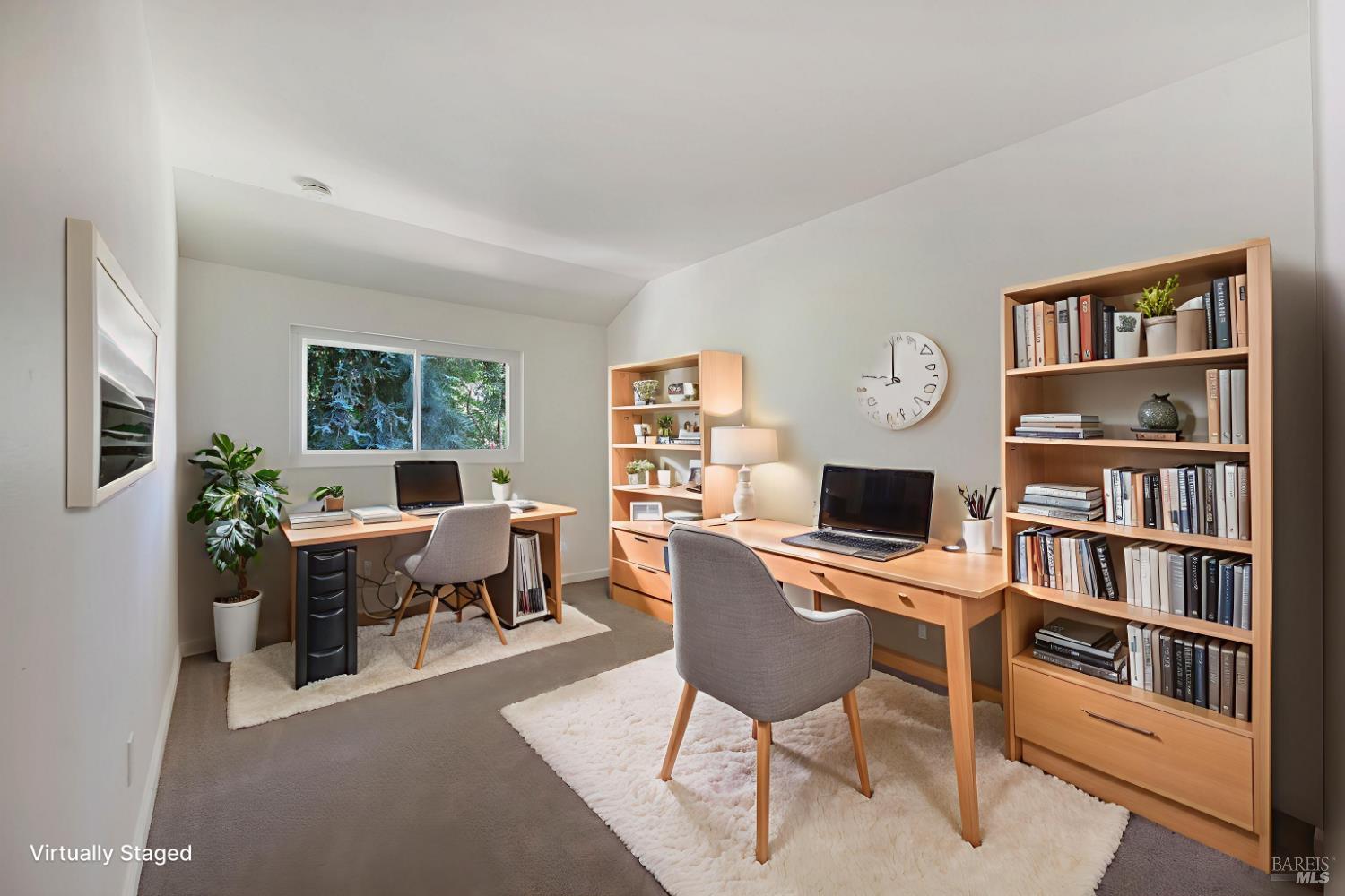 Detail Gallery Image 13 of 23 For 5253 Callecita Ct, Rohnert Park,  CA 94928 - 4 Beds | 2 Baths