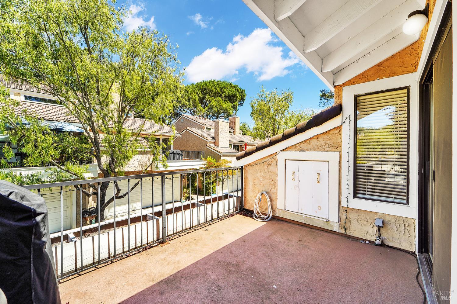 Detail Gallery Image 21 of 24 For 2109 Lost Lake Pl, Martinez,  CA 94553 - 2 Beds | 2 Baths
