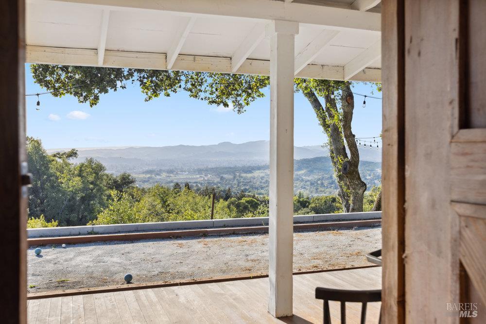 Detail Gallery Image 37 of 49 For 1180 Green Valley Rd, Napa,  CA 94558 - 3 Beds | 2 Baths