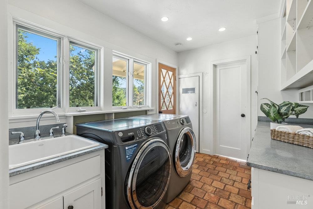 Detail Gallery Image 28 of 49 For 1180 Green Valley Rd, Napa,  CA 94558 - 3 Beds | 2 Baths