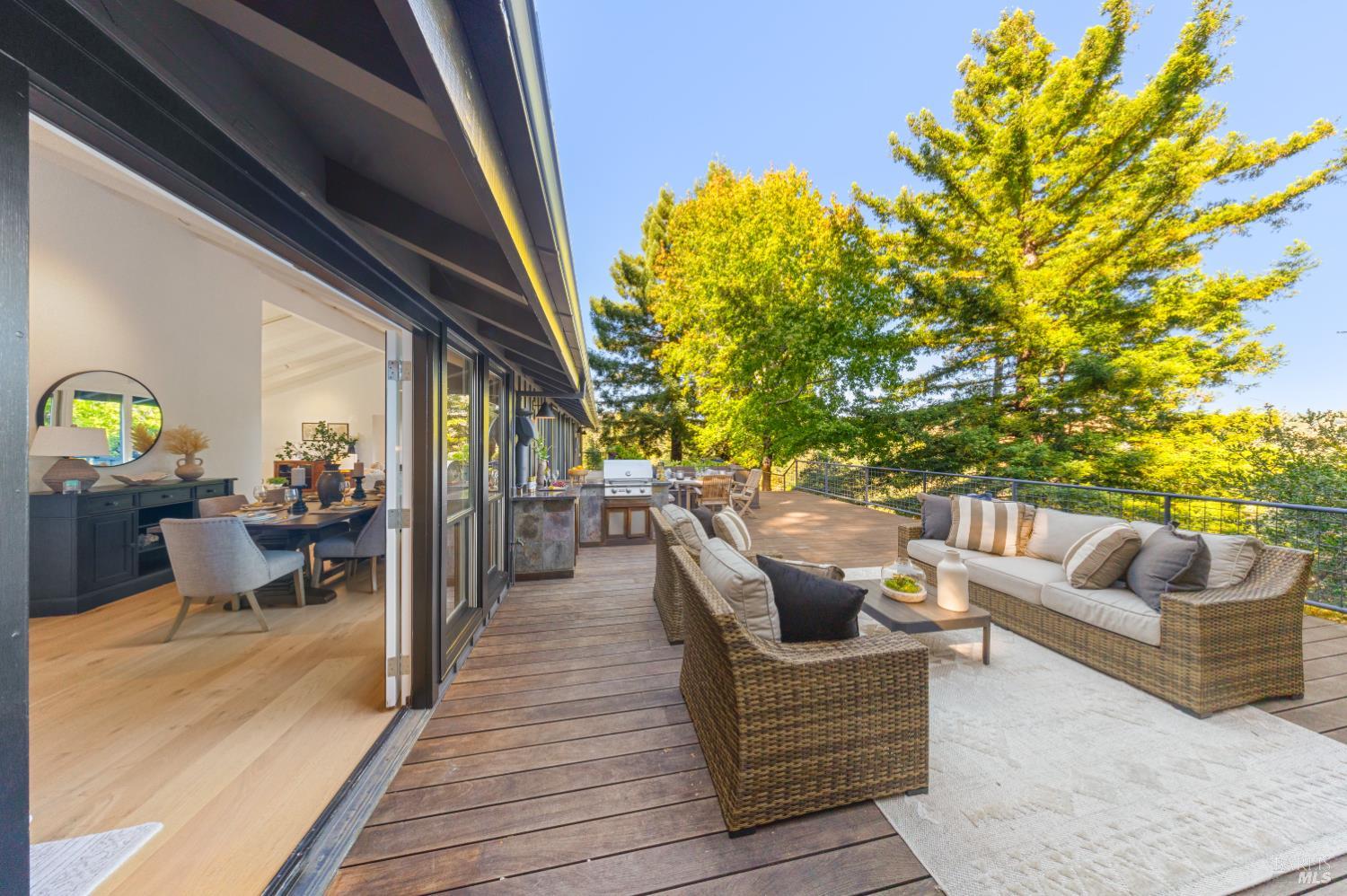 Detail Gallery Image 41 of 55 For 17 Eton Way, Mill Valley,  CA 94941 - 5 Beds | 3/1 Baths
