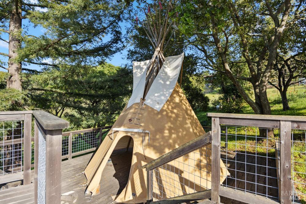 Detail Gallery Image 40 of 49 For 1180 Green Valley Rd, Napa,  CA 94558 - 3 Beds | 2 Baths