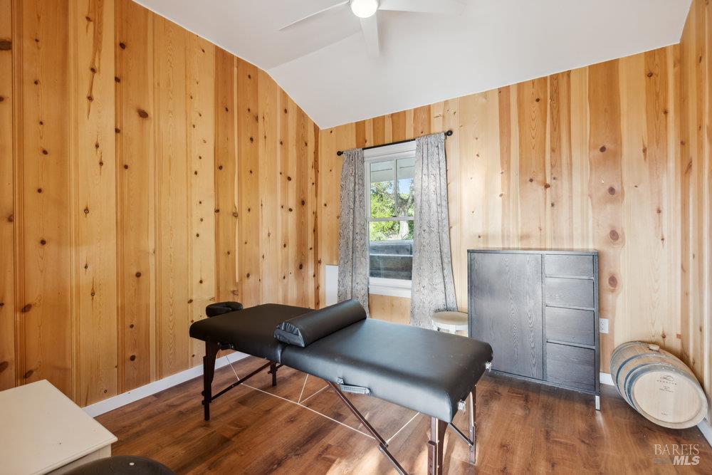 Detail Gallery Image 34 of 49 For 1180 Green Valley Rd, Napa,  CA 94558 - 3 Beds | 2 Baths