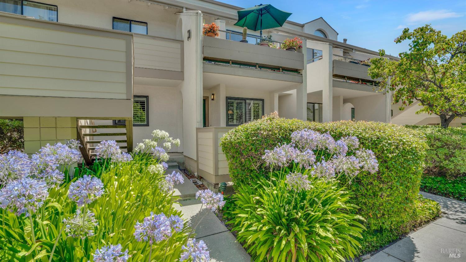 Detail Gallery Image 1 of 1 For 39115 Walnut Ter, Fremont,  CA 94536 - 1 Beds | 1 Baths