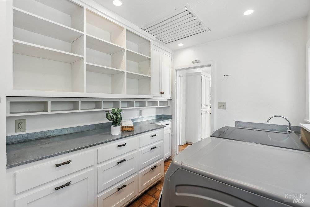 Detail Gallery Image 29 of 49 For 1180 Green Valley Rd, Napa,  CA 94558 - 3 Beds | 2 Baths