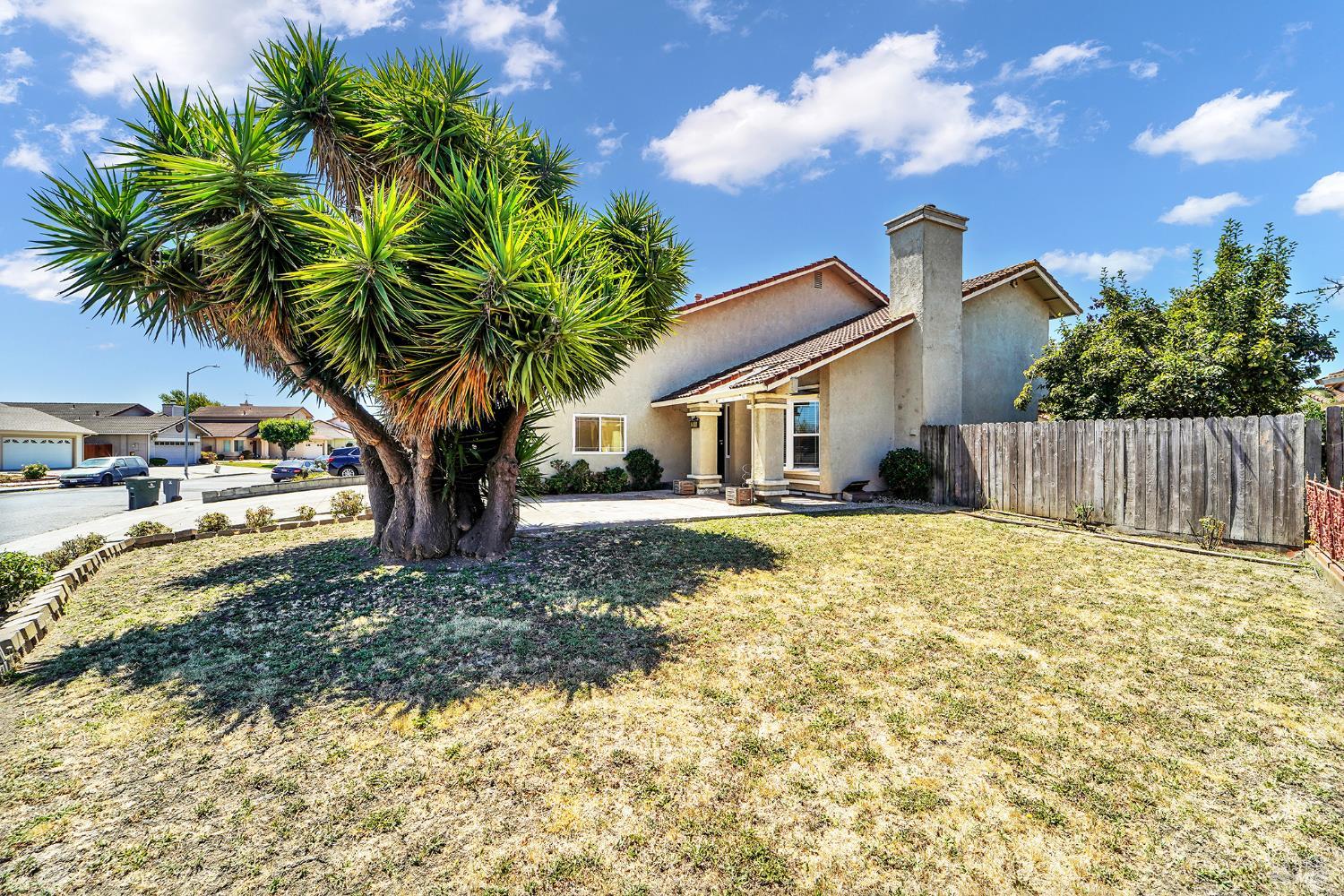 Detail Gallery Image 3 of 29 For 289 Catalina Way, Vallejo,  CA 94589 - 4 Beds | 3 Baths