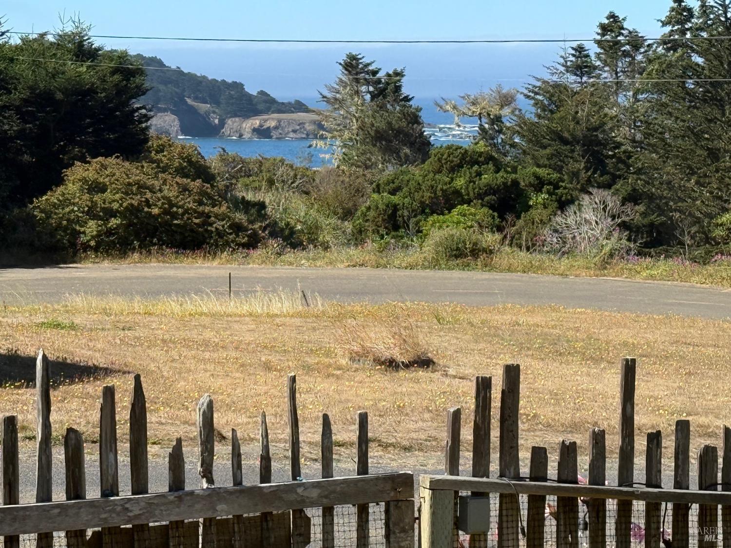 Detail Gallery Image 5 of 41 For 44700 Jackson St, Mendocino,  CA 95460 - 3 Beds | 1/1 Baths