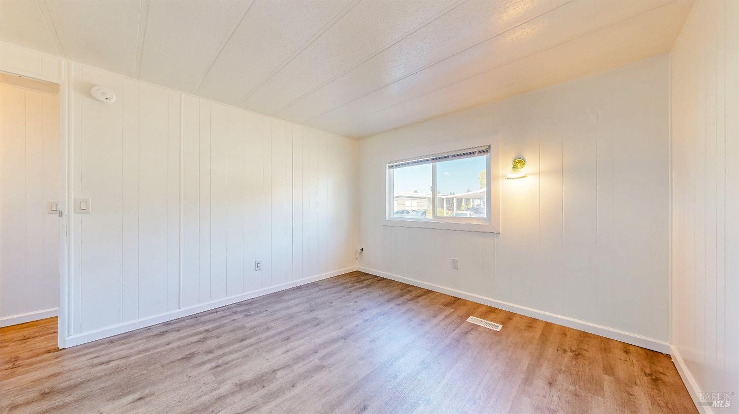 Detail Gallery Image 19 of 50 For 121 Pamplona Ct, Rohnert Park,  CA 94928 - 3 Beds | 2 Baths