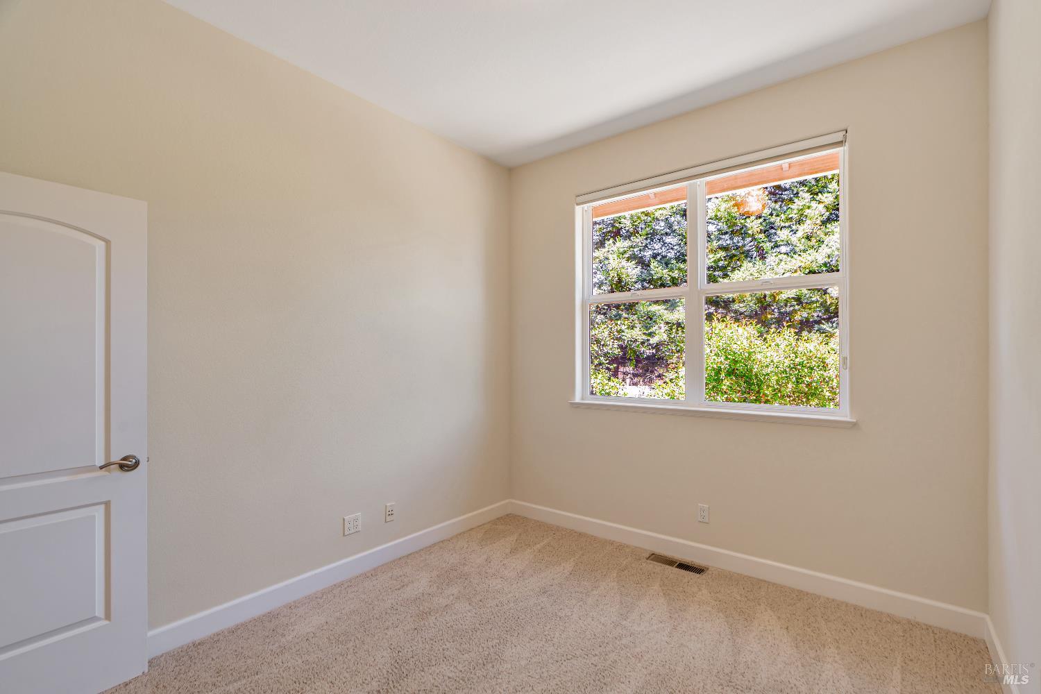 Detail Gallery Image 29 of 56 For 7842 Joyce Dr, Sebastopol,  CA 95472 - 4 Beds | 2/1 Baths