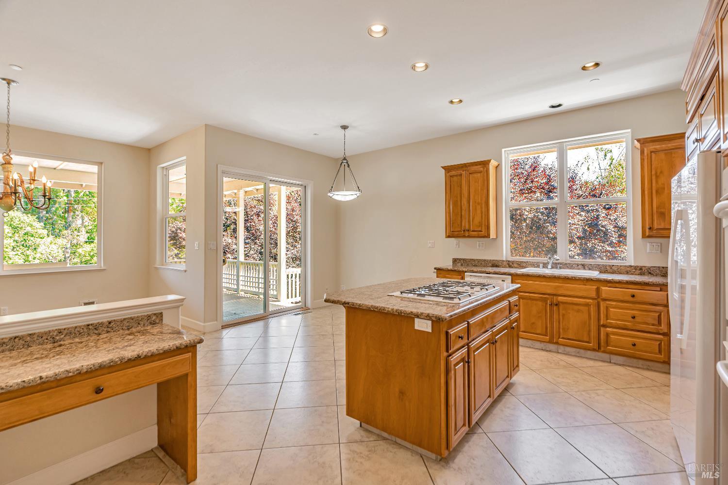 Detail Gallery Image 17 of 56 For 7842 Joyce Dr, Sebastopol,  CA 95472 - 4 Beds | 2/1 Baths